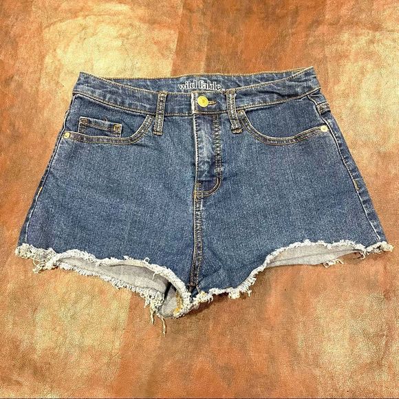 wild fable Pants - Cut off shorts by Wild Fable | Size 4